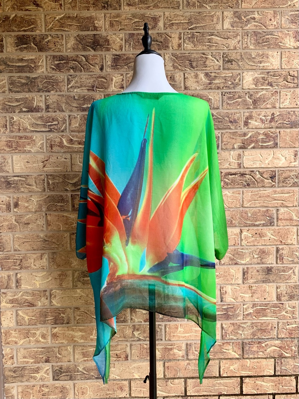 Unique Vintage Style Tropical Bird of Paradise Print Sheer Poncho Top - Picture 8 of 10